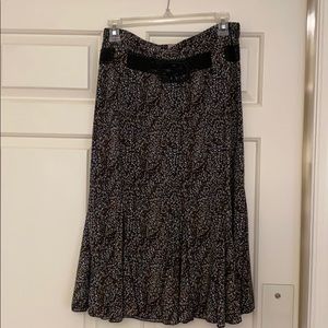 Rachel Rose light weight skirt. size medium